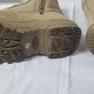 Response Grar Boots Size 8